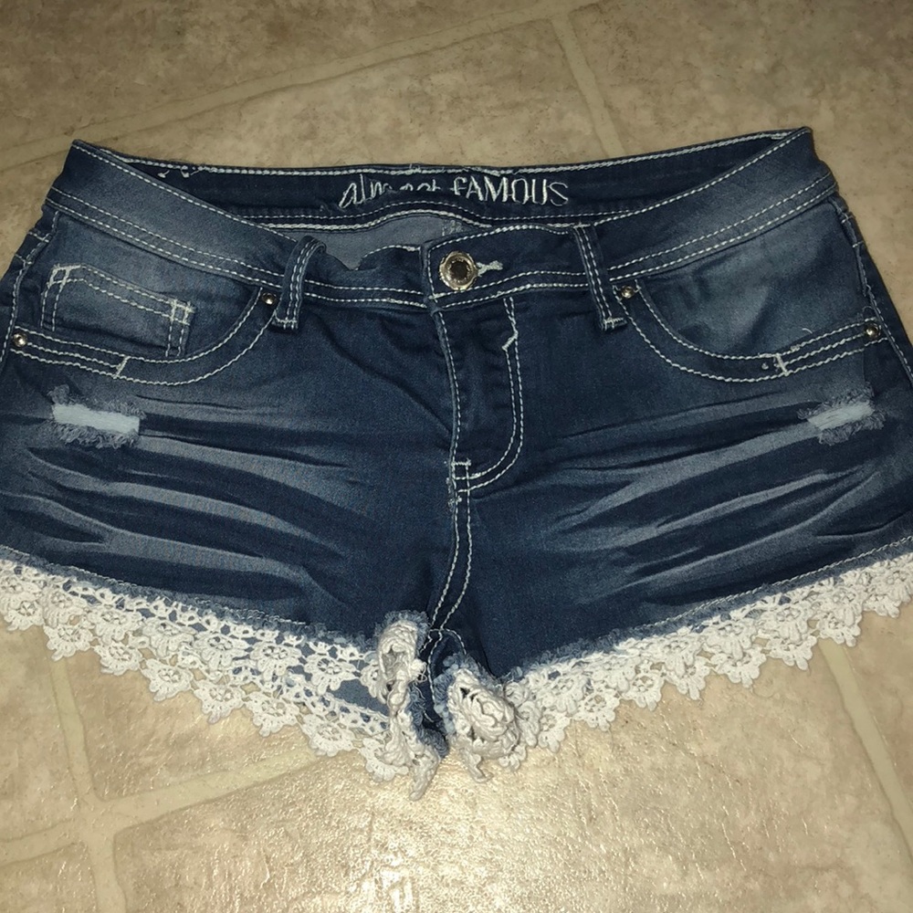 🌸 Lace shorts